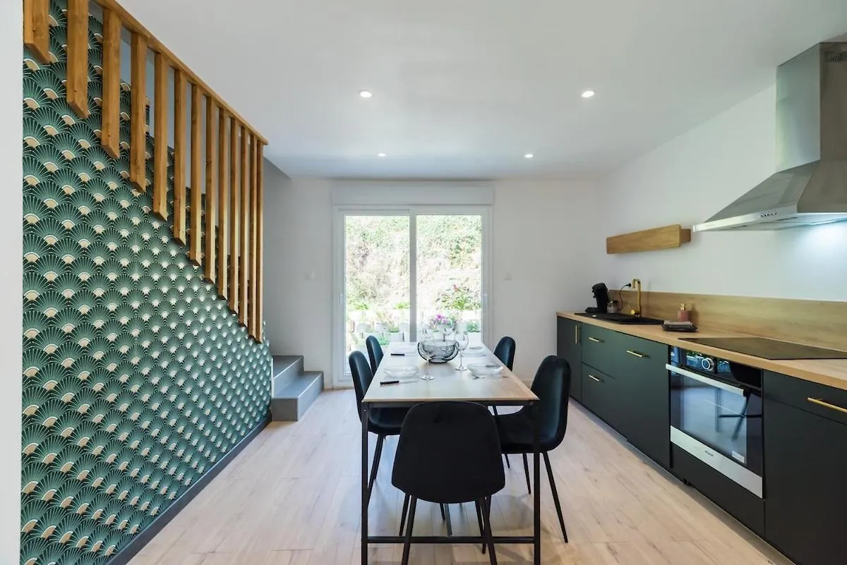 Appartement 2 Chambres Au Coeur De 쎙브히육