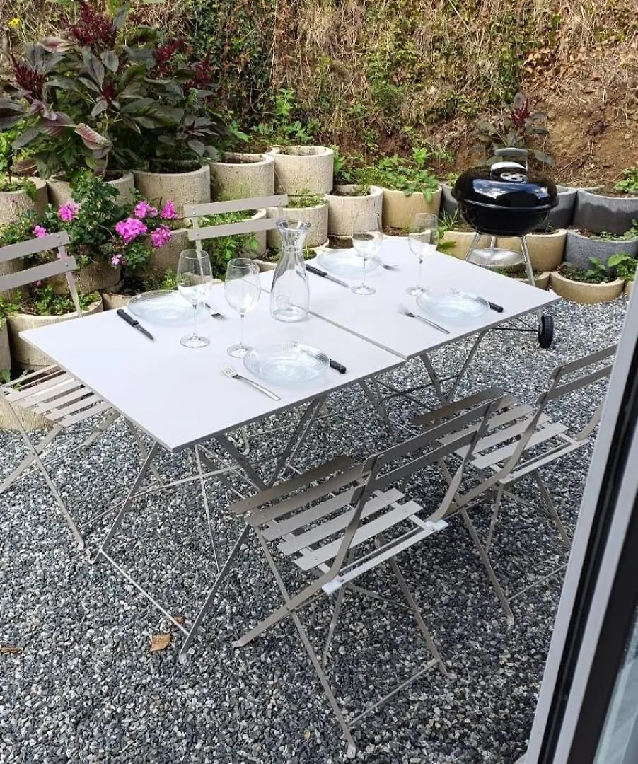 아파트 Appartement 2 Chambres Au Coeur De 쎙브히육 프랑스